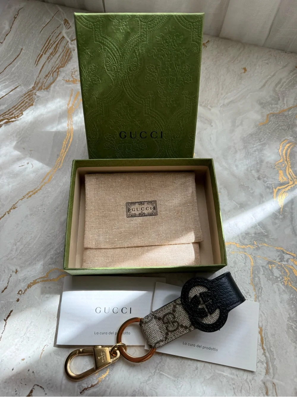 Gucci GG Supreme Interlocking G Keychain Key Holder Black Leather Gold 6” New